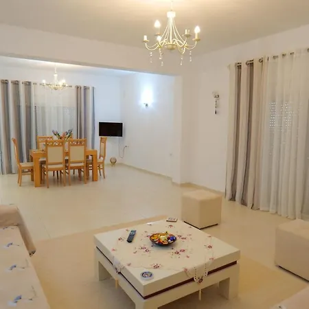 Appartement Pink Sarandë