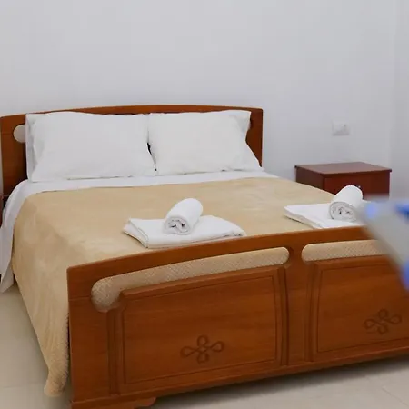 Pink Apartment Sarande