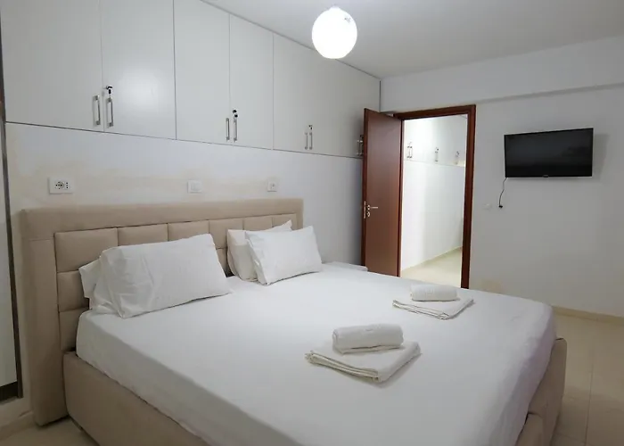 Pink Apartment Sarandë